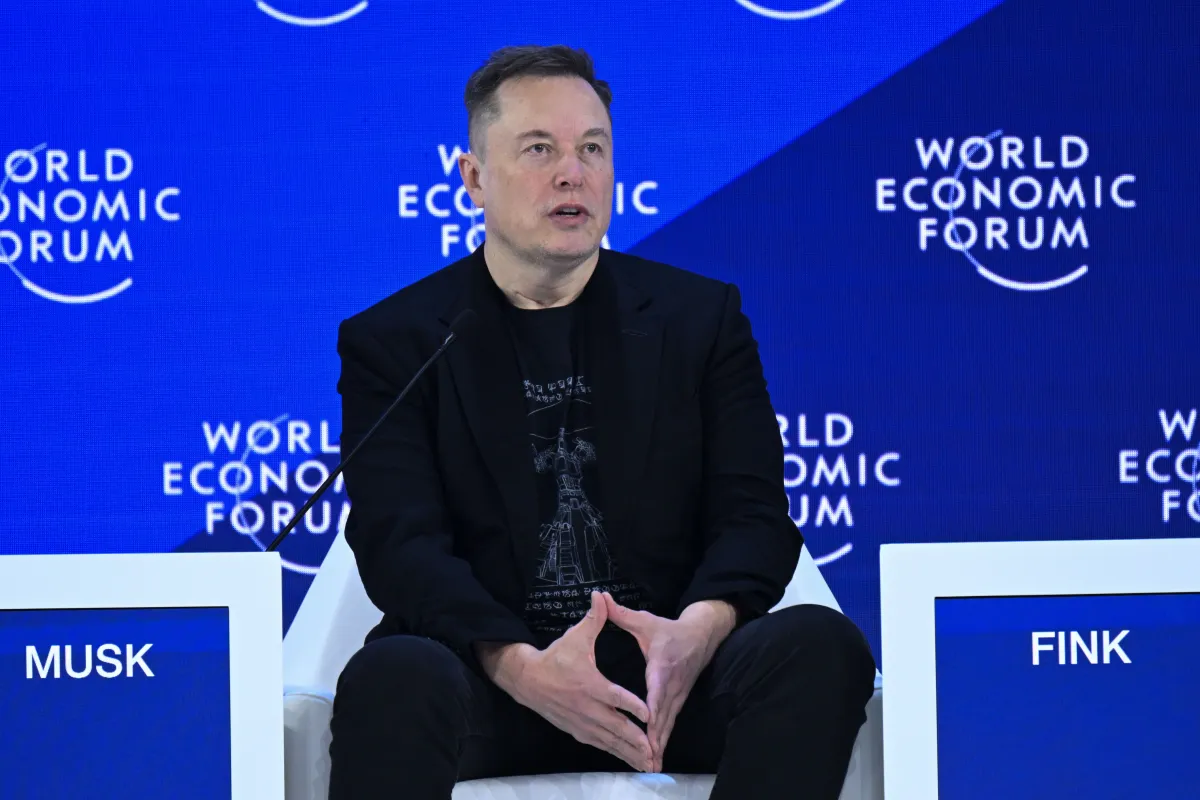 马斯克合并SpaceX与xAI：其‘全能’帝国能走多远？