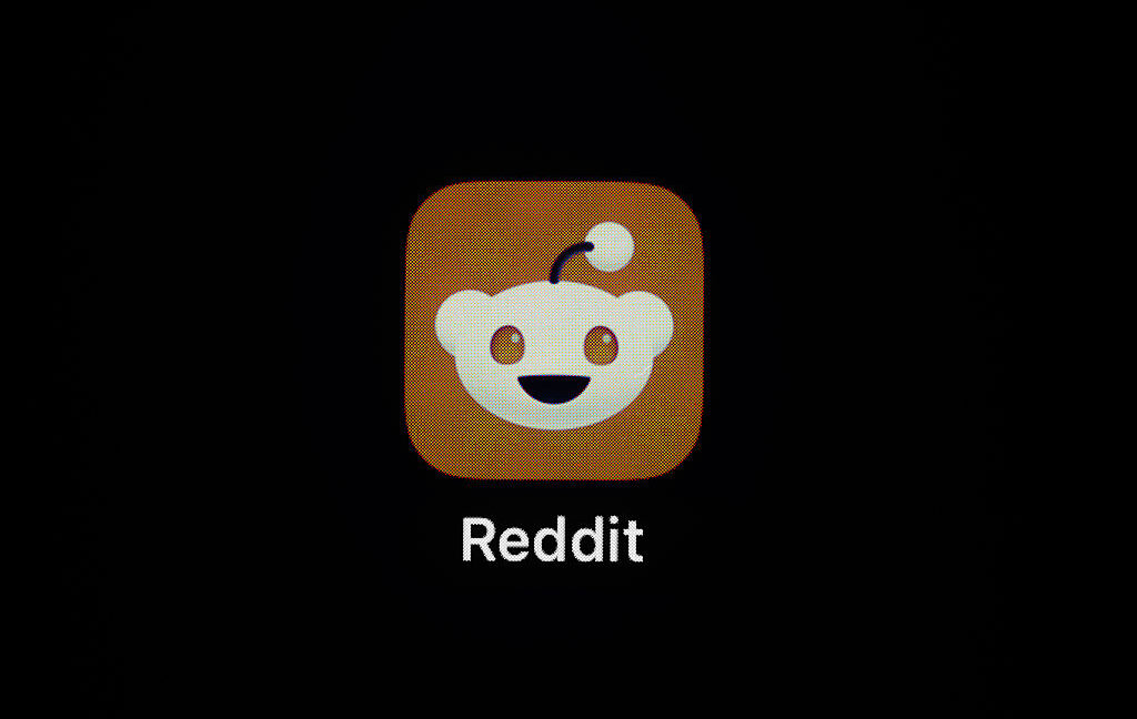 Reddit与Perplexity的DMCA战火升级