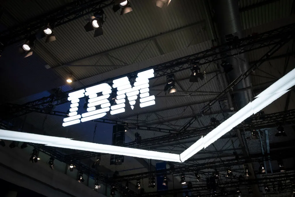 IBM携手OpenAI，万名顾问转型AI专家