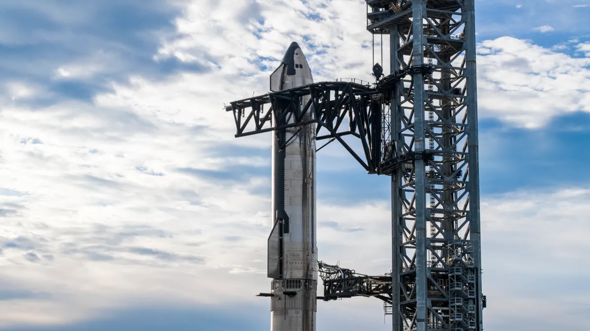 Report: Google and SpaceX in talks to put data centers into orbit ...